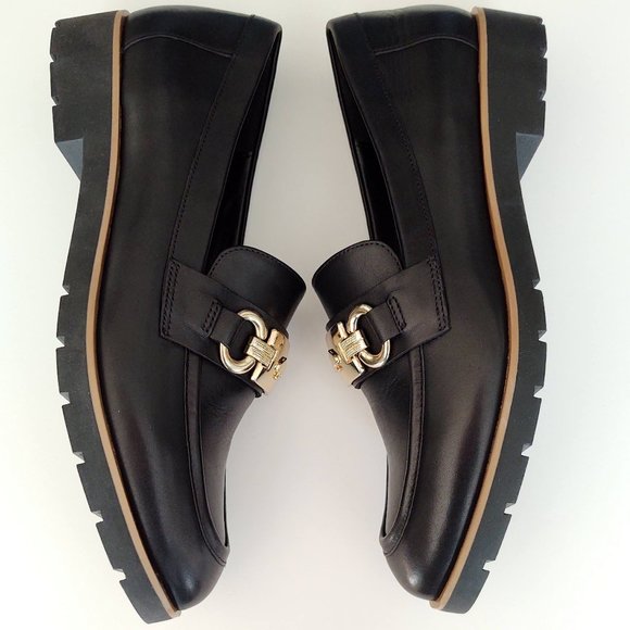 kate spade Shoes - Kate Spade black Kolby loafer w/gold hardware NWOT